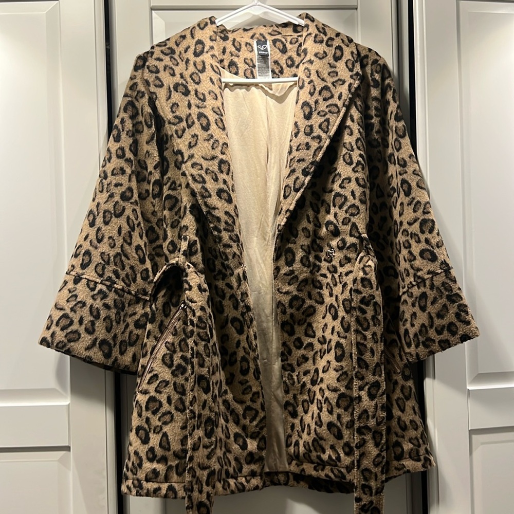 Windsor 
Leopard print peacoat